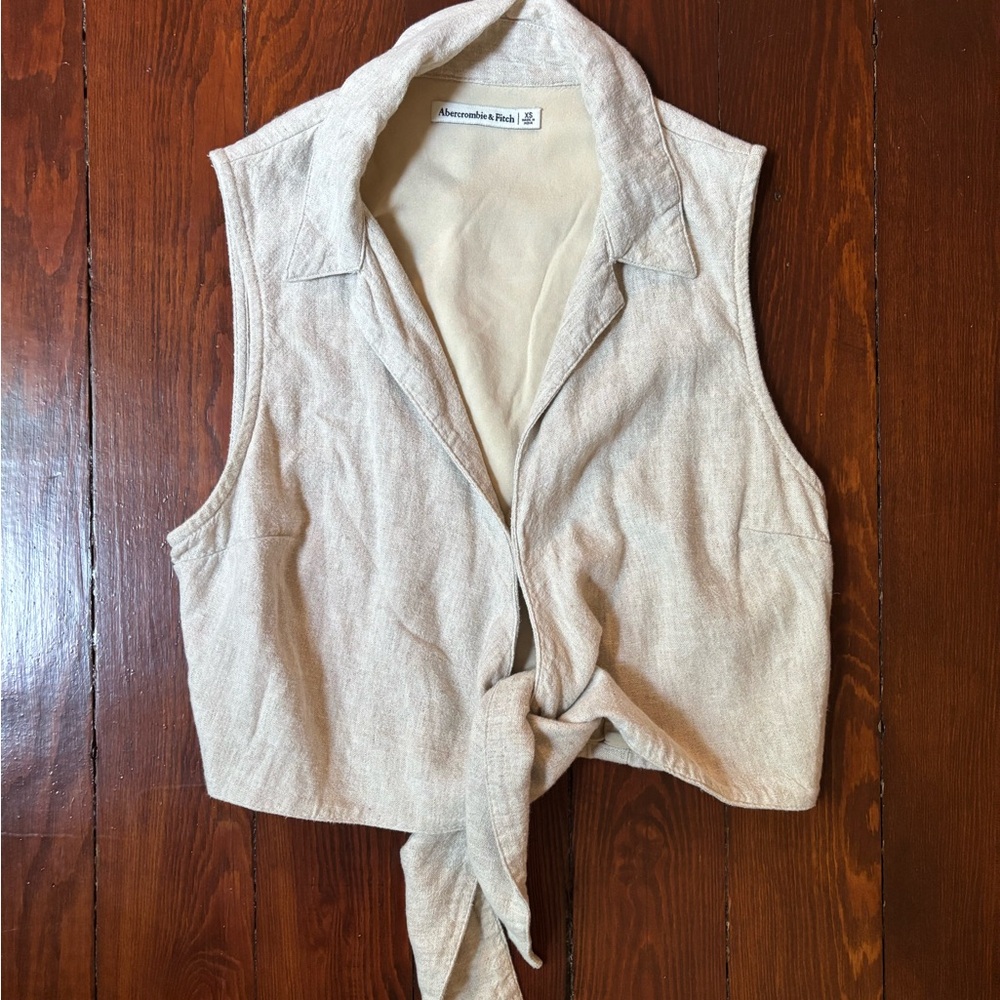 Abercrombie & Fitch Linen Crop Top